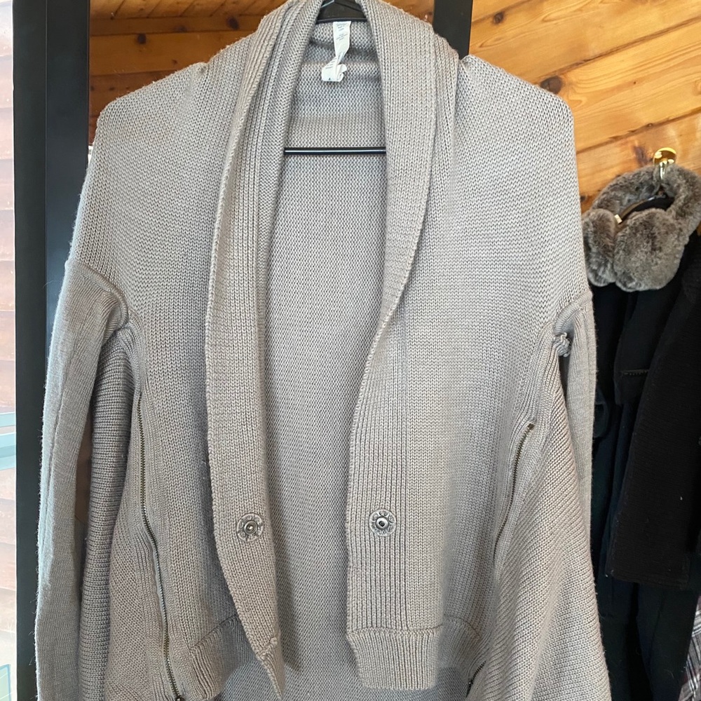 Lululemon Merino Wool blend waterfall sweater
